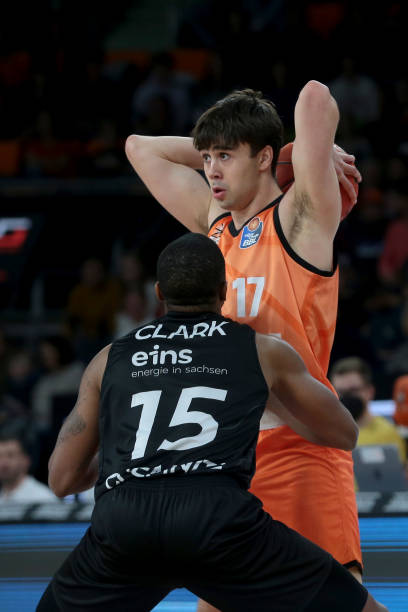 尔迪夫妇的 尔迪夫妇的