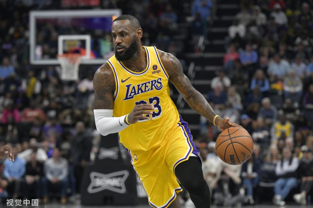 借佩里西奇 借佩里西奇